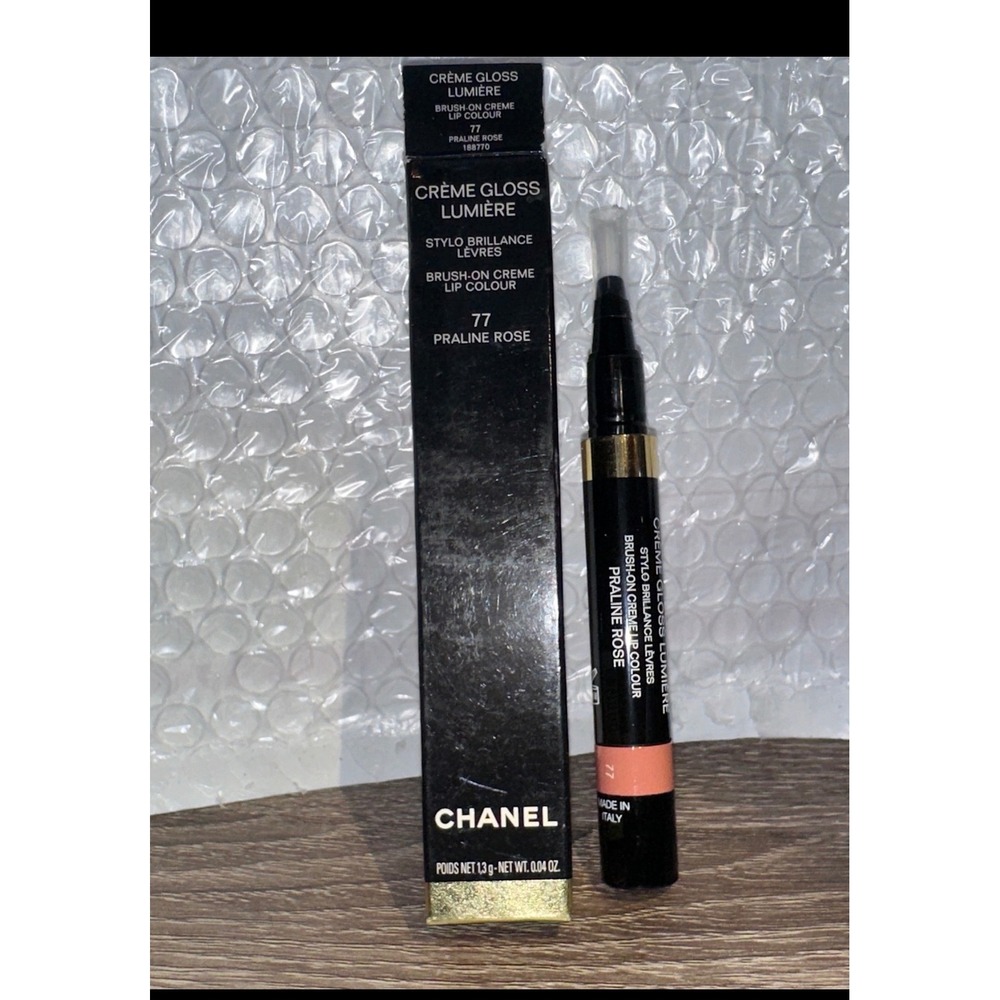 Chanel Cremeโ Gloss Lumiere Brush-On Lip Colour 77 Praline Rose discontinued